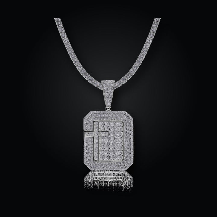 Iced Pendant | Moissanite
