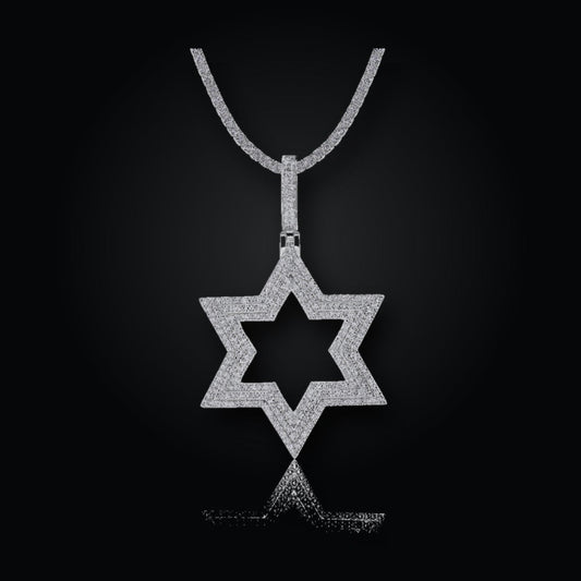 Iced Pendant | Moissanite