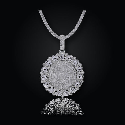 Iced Pendant | Moissanite