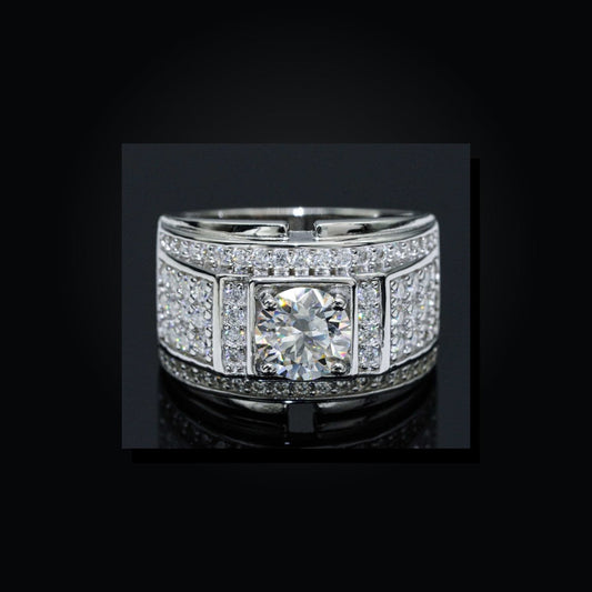 Iced Statement Ring | Moissanite
