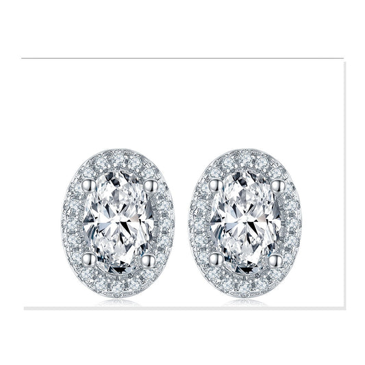 Iced Stud Earrings | Moissanite