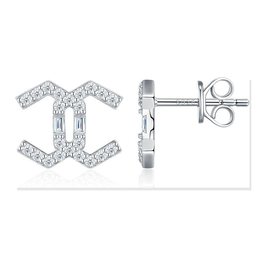 Iced Stud Earrings | Moissanite