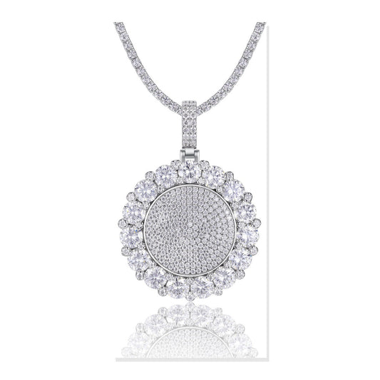 Iced Pendant | Moissanite