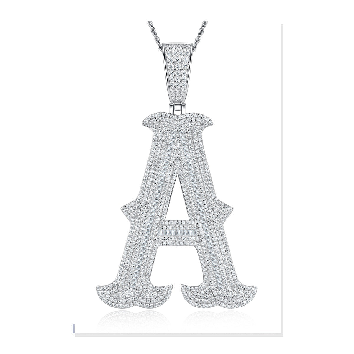 Iced Pendant | Moissanite